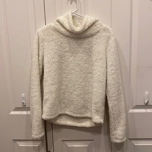 Sherpa Loose Turtle Neck Sweater